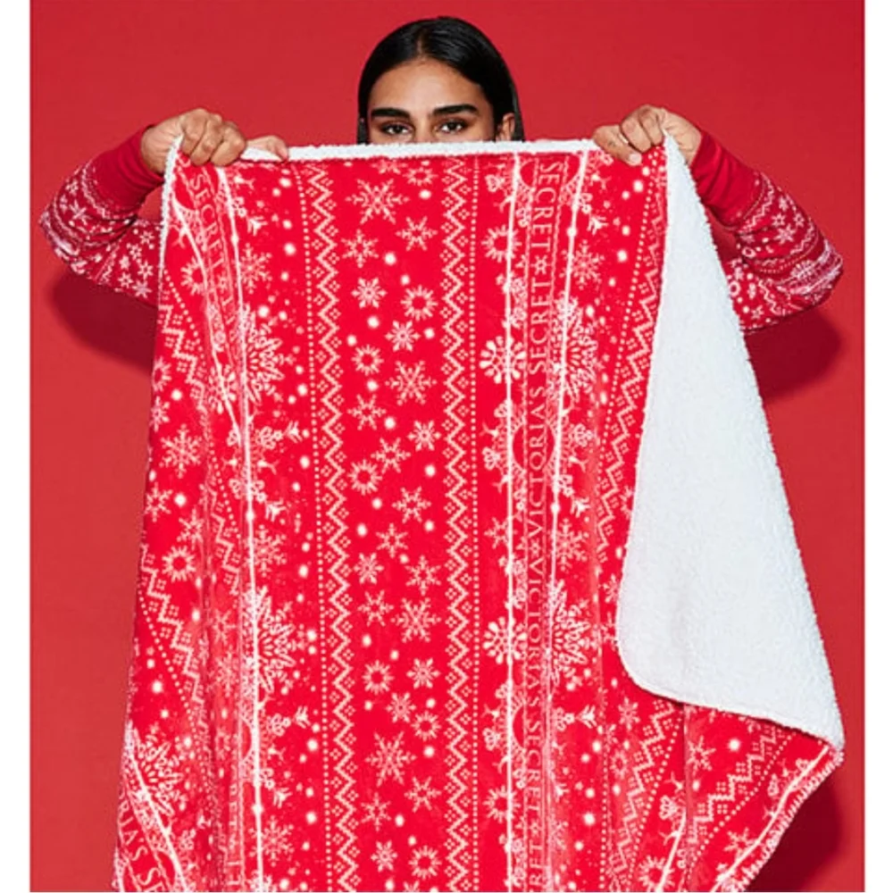 💋 VICTORIA'S SECRET Cozy-Plush Sherpa Blanket 💋